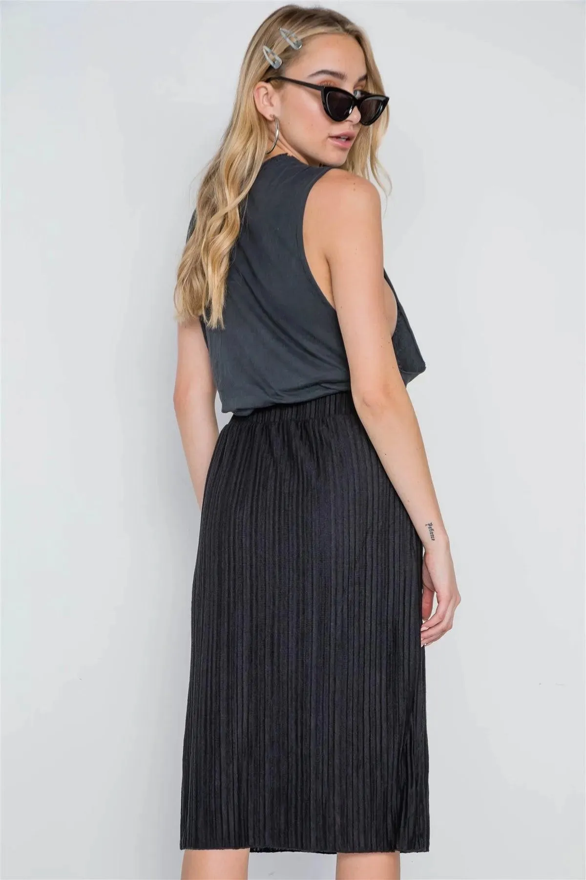 Black Knit Pleated High-Waist Midi Skirt /2-2-3